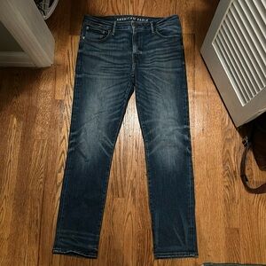 American Eagle Slim Straight Jeans